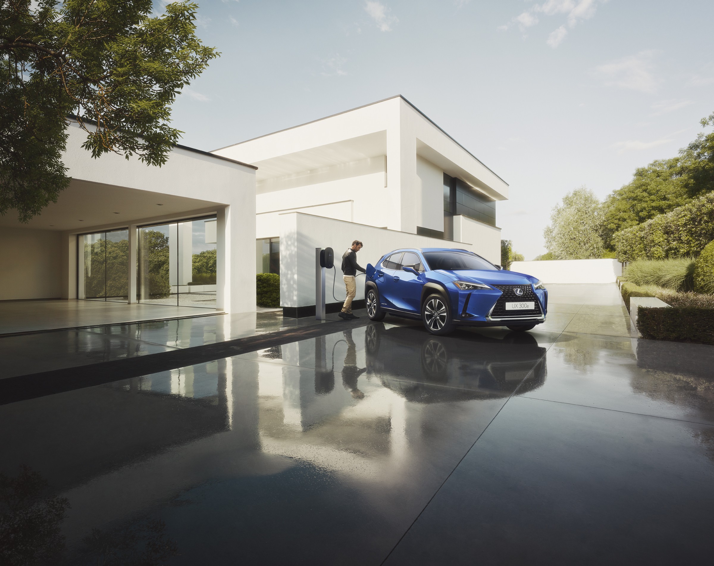 Explore Genuine Lexus Accessories Online Lexus UK